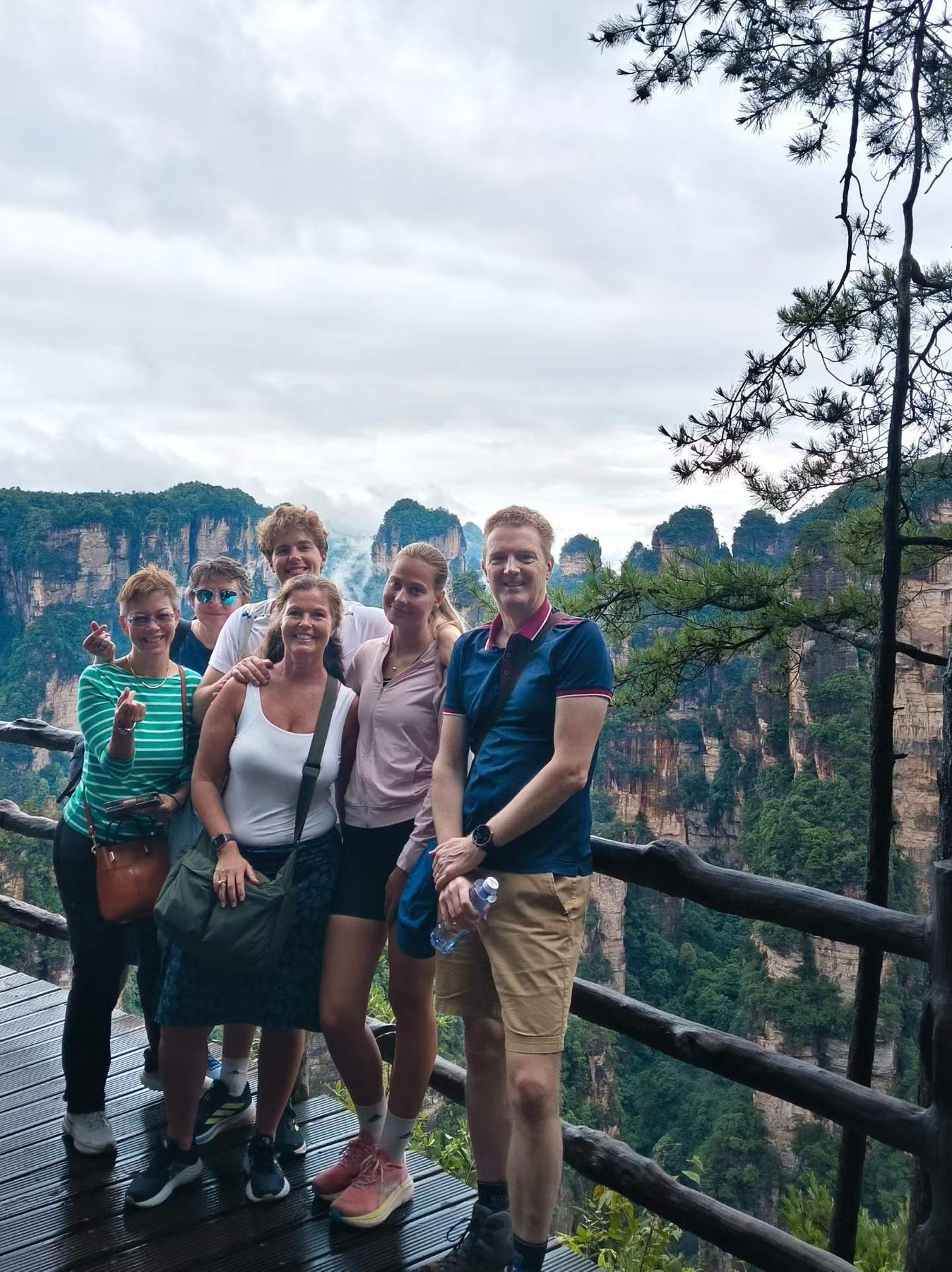 Peak forest viewpoint group